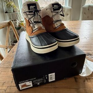 Sorel Kids' Black and Tan Winter Boots